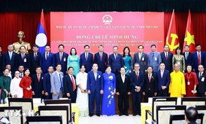 Thủ tướng Lê Minh Hưng: Quan hệ đặc biệt Việt Nam-Lào “được nuôi dưỡng từ nhân dân” 